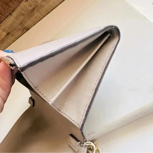 Tory Burch Robinson Leather Chain Wallet Crossbody/Clutch - Picture 7 of 14